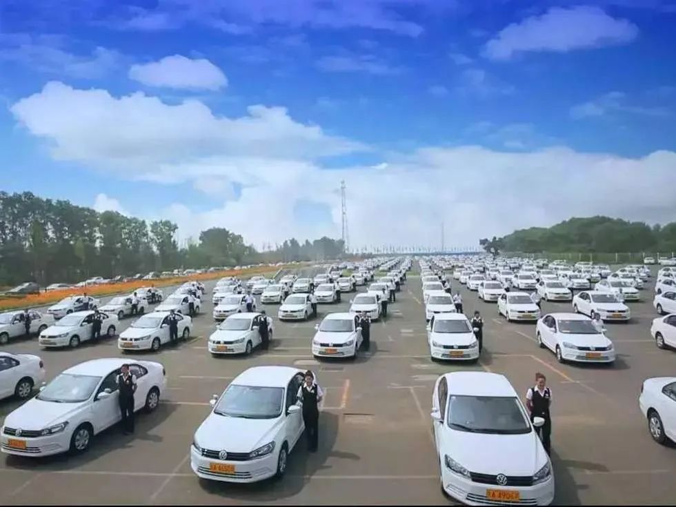 怎样轻松过科目一技巧,轻松过科目一的技巧和方法