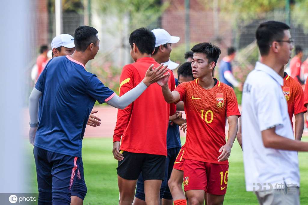 「深度」U18国足承载中国足球两大希望9大前国脚集结寻星光