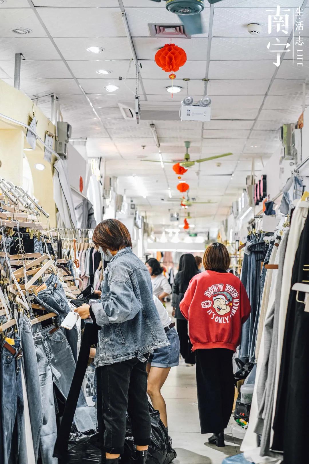 曾创出上亿流水，一个档口就能买宝马730，南宁这地方如今已没落