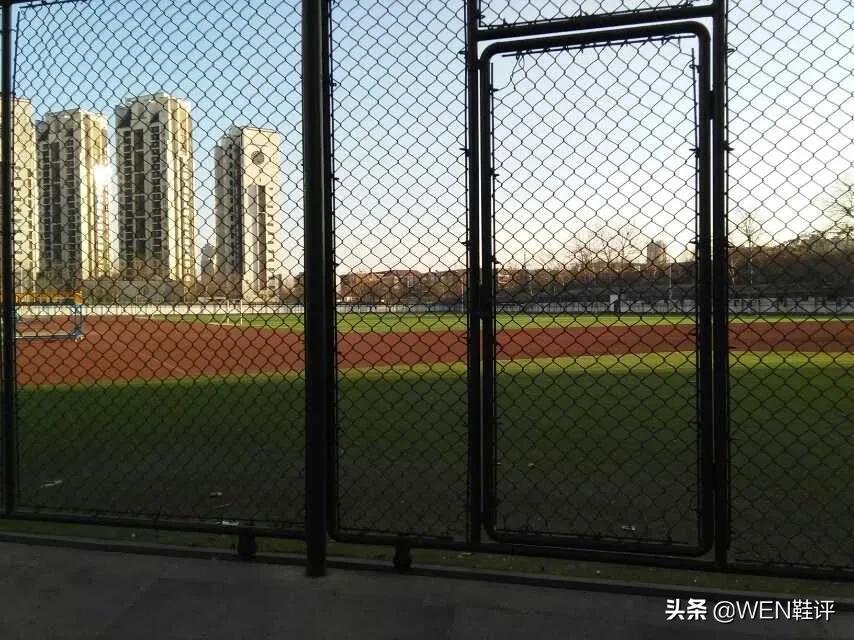 四百块就能买到的“AJ4”？好看百搭平价的AJ你确定不心动吗？