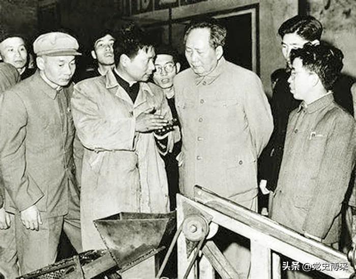 毛*东泽**：全心全意地依靠工人阶级