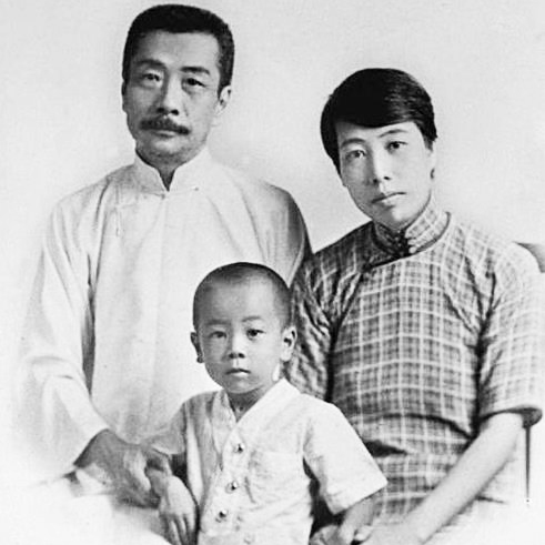 鲁迅先生笔下讽刺性极强的绝句,被溺爱孩子的读后感悟