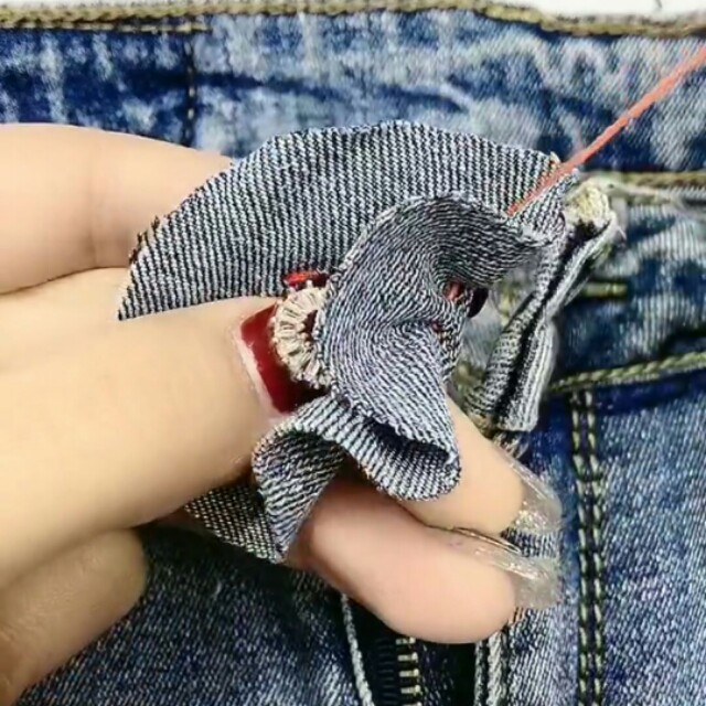 牛仔裤扣子坏了怎么办替换,牛仔裤的扣子烂了别着急扔