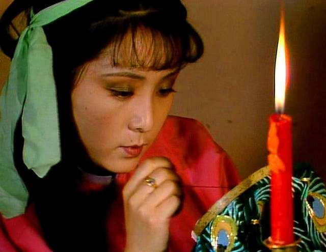 晴雯年收入多少万,晴雯死后为什么不离开贾府