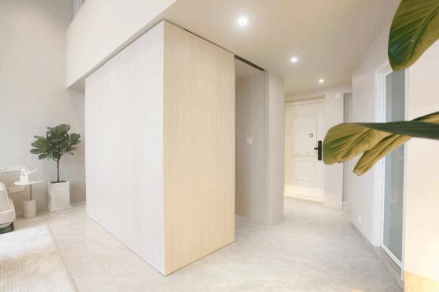 80㎡三口之家，餐厅里种树、可移动儿童房、大浴缸，日子又慢又美