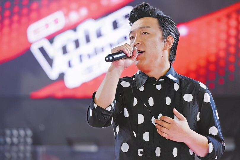 黄渤斗牛为什么被封神,黄渤被调侃相貌与才华成反比