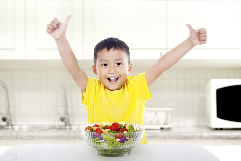 宝宝不爱吃菜跟肉怎么办,孩子喜欢吃肉不吃蔬菜怎么办