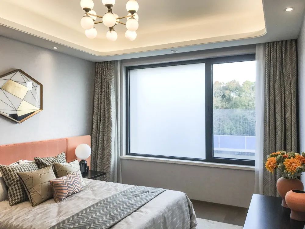 绿洲康城亲水湾开盘一房一价表,绿洲康城亲水湾两房两厅样板房