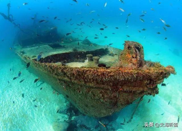 尼克松访华时毛*东泽**回赠他四件礼物，一件尼克松嫌少，三件看不懂