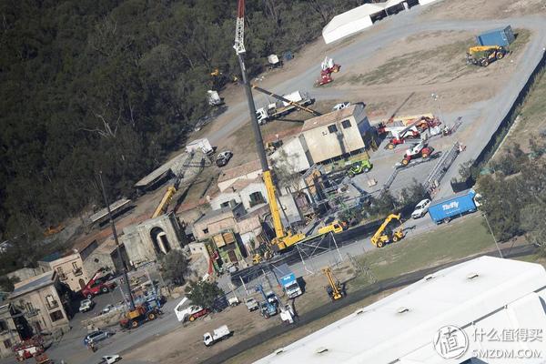 看腻了小鲜肉？《海王》凭肌肉和女神实现口碑逆袭：DC漫改指南