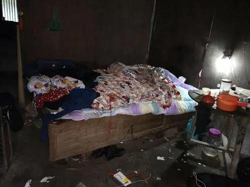 我在新疆若羌拉石头的坎坷经历,我在若羌拉石头