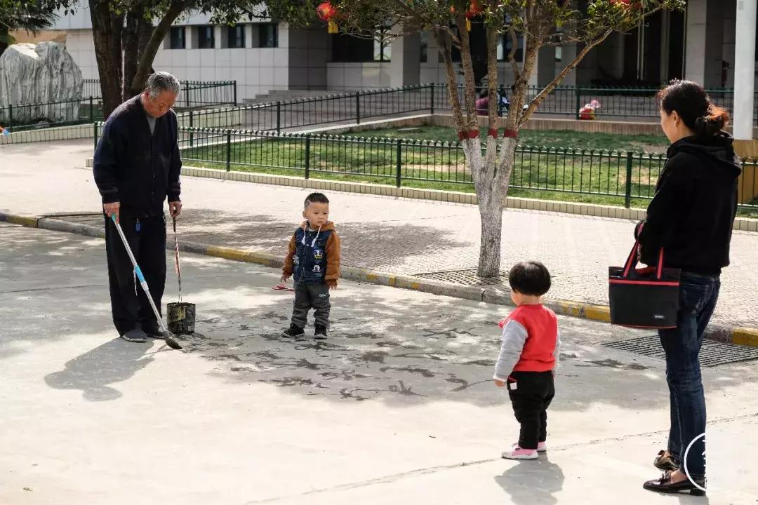 郑州火车头体育场视频,郑州市二七区火车头体育场