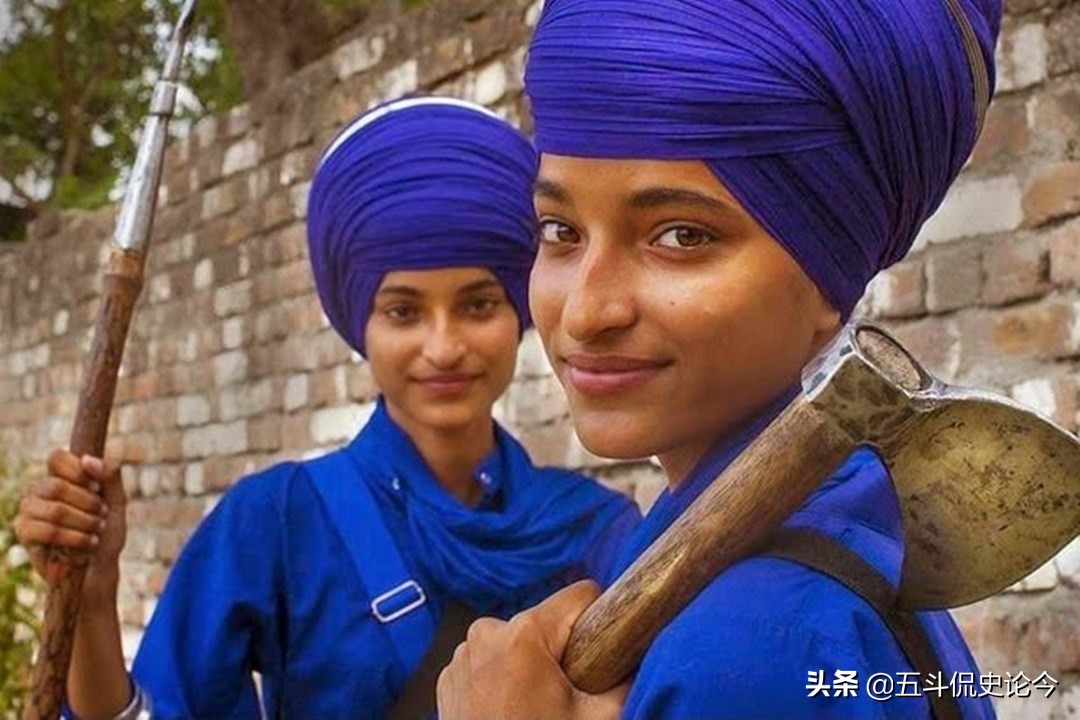 印度武器掌心虎爪,印度发明女性防身神器