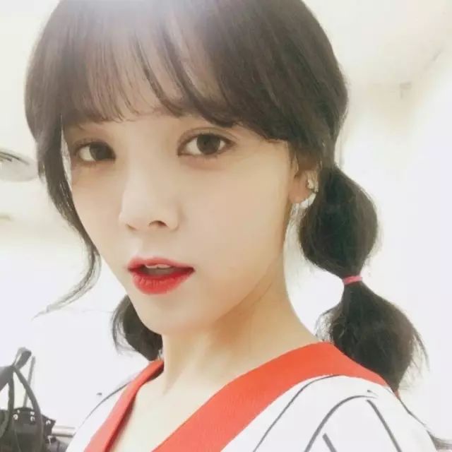 丸子头不好看视频展示,丸子头真的绝了蓬松又可爱