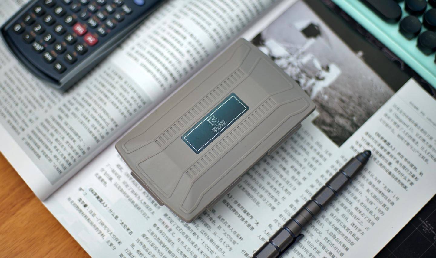 有锋度有颜值：斐戈FEGVE壁纸刀《商》上手体验