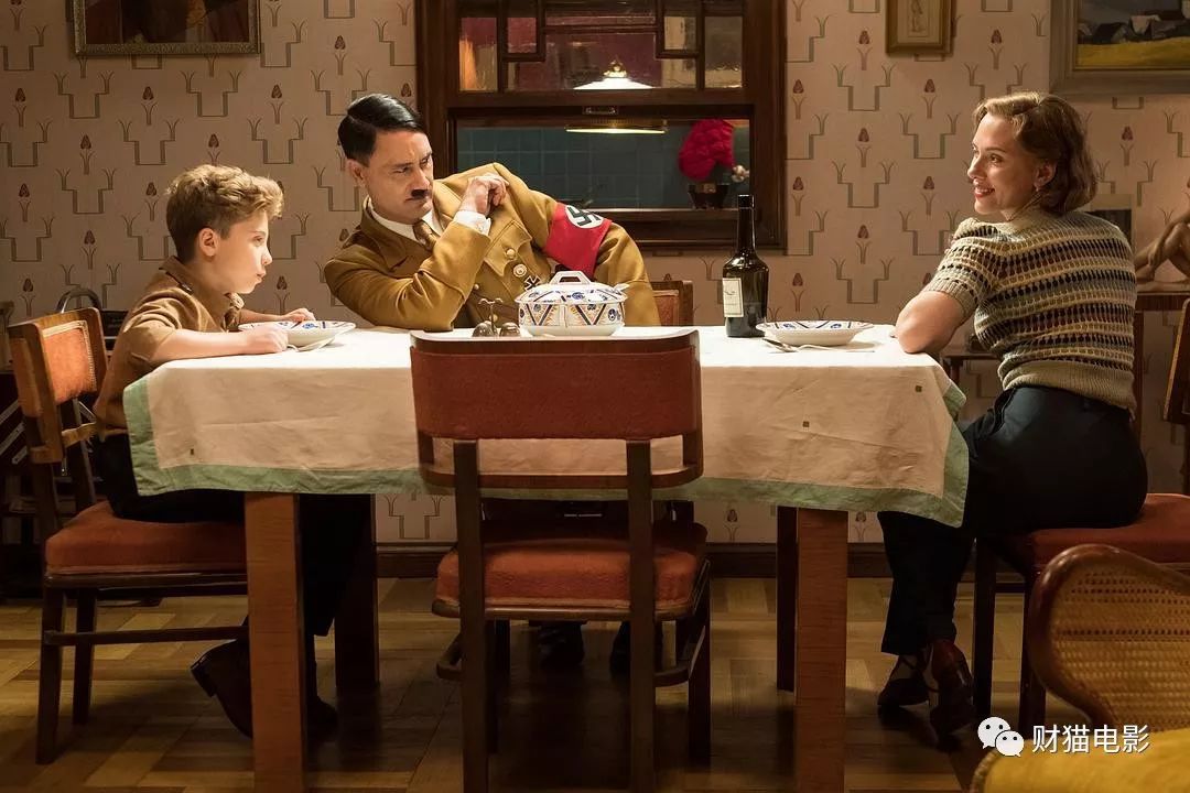 在电影中的希特勒和他的“骑士团”