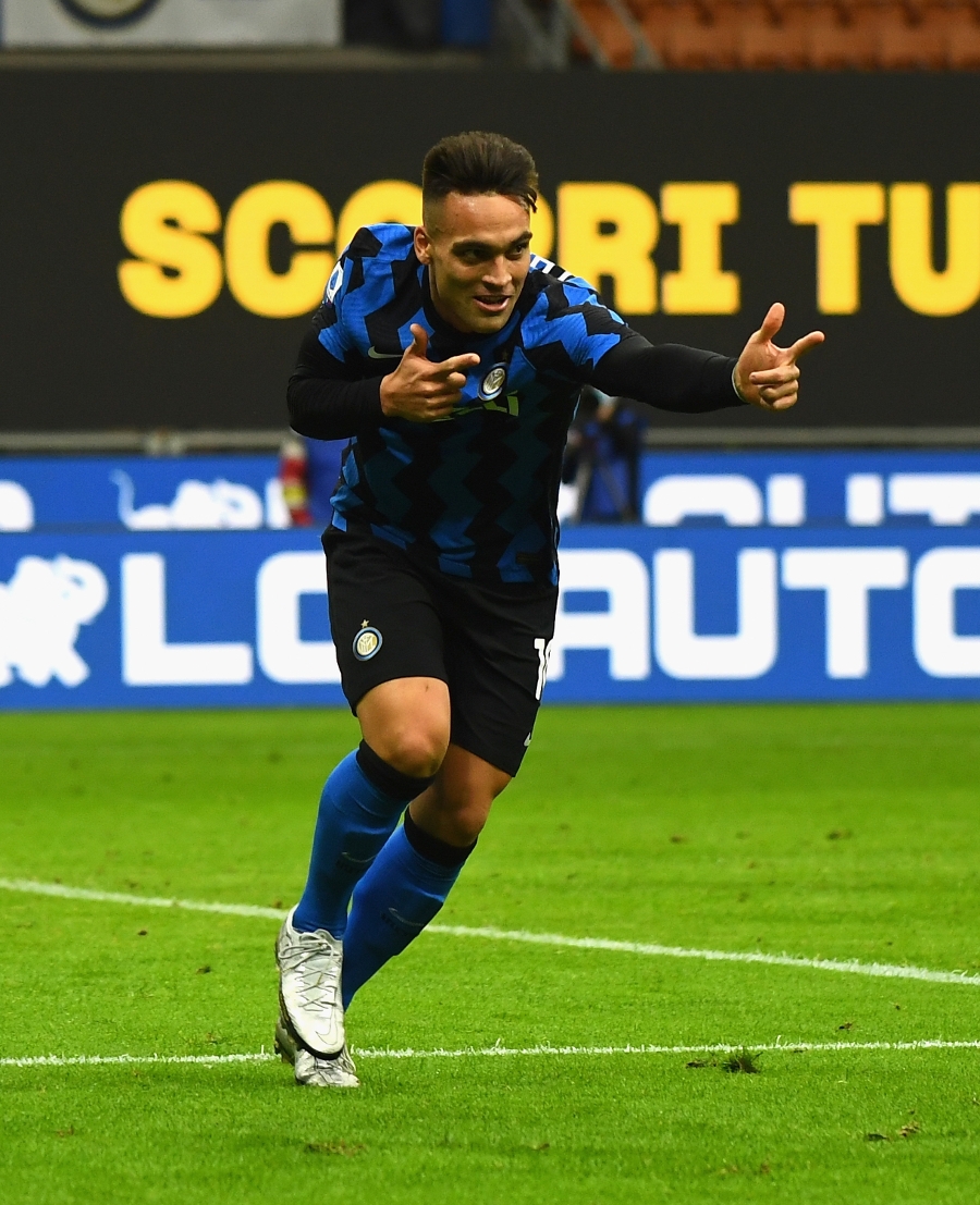 c罗登顶历史正赛射手王尤文国米,国米领跑意甲冠军争夺战