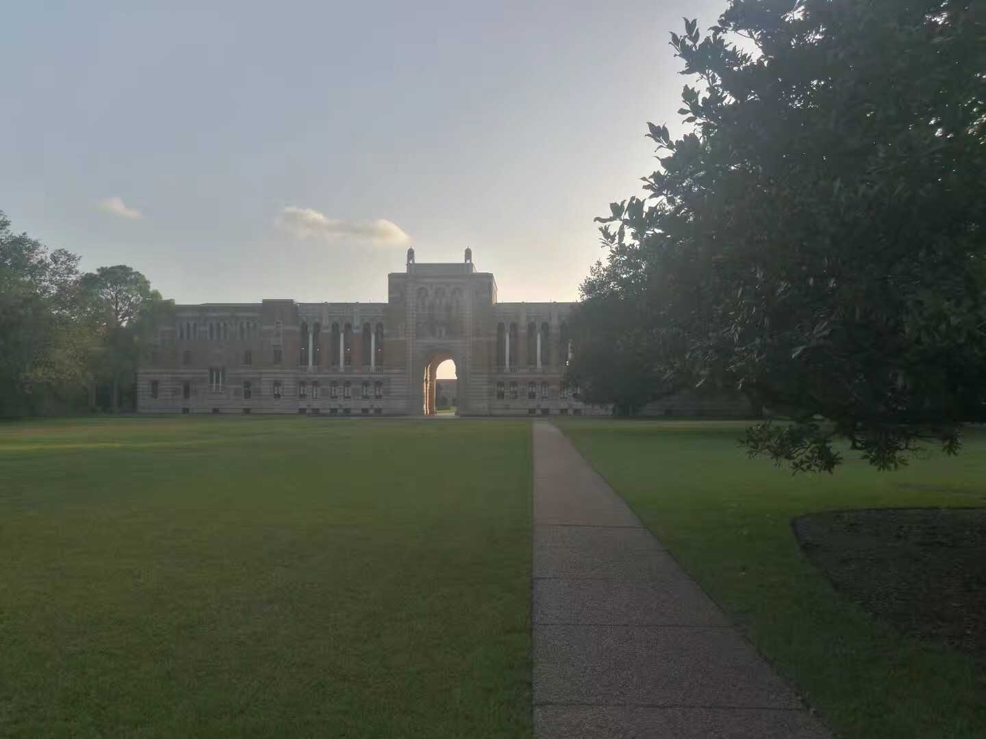 布兰迪斯大学是一所怎样的大学,布兰迪斯大学中国留学生多吗