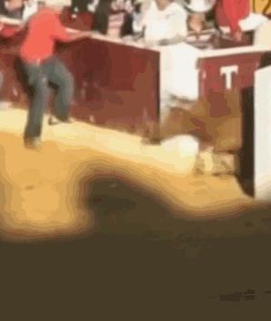 被牛角顶了是什么感觉,被牛角顶了是什么样