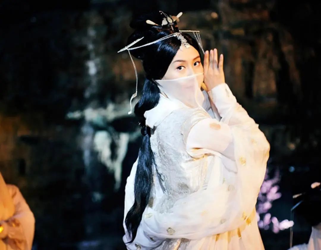 金屋藏娇说的是哪位皇帝,金屋藏娇这个故事和哪个皇帝有关