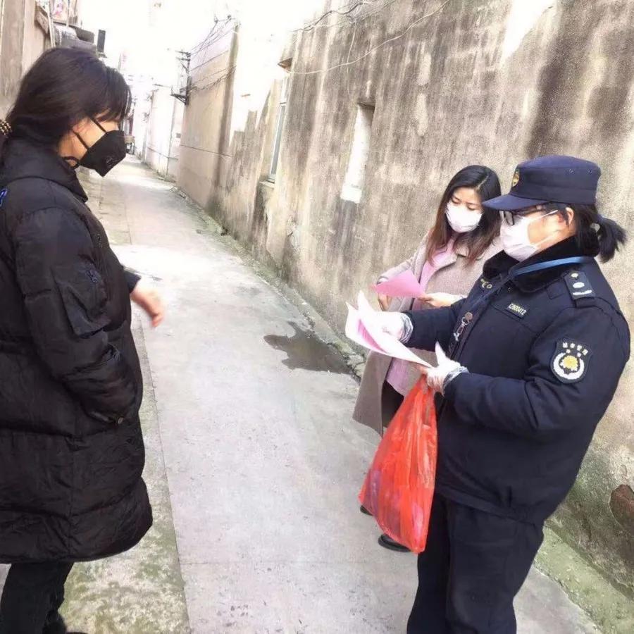 她们是金坛女神，不接受反驳