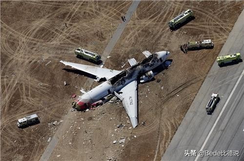 日本羽田机场客机爆燃详细情况,日本羽田机场客机爆炸伤亡多少