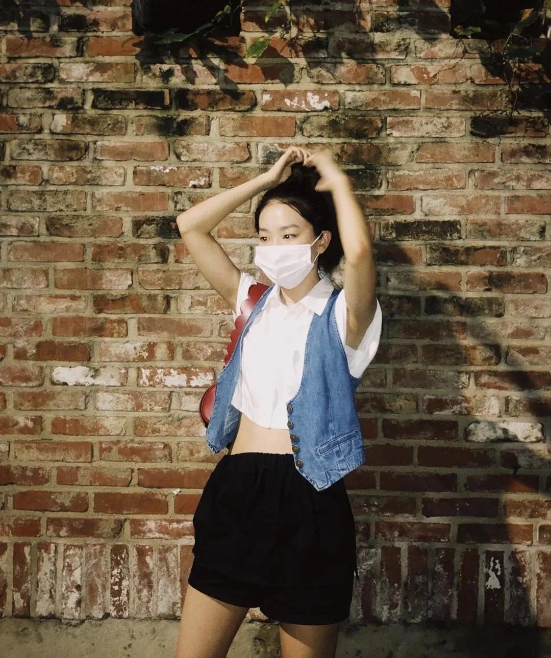 把白衬衫穿得好看的女人,好看的女性白衬衫