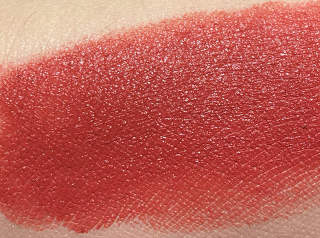 肖战为您代言的雅诗兰黛#333试色！一小时带货4000万