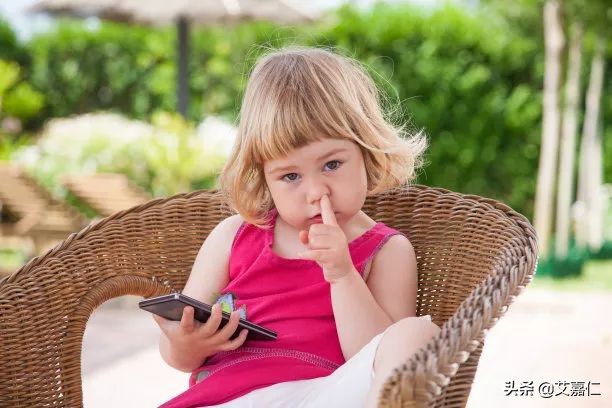 健康的隐形的三大杀手,8种常见姿势毁健康