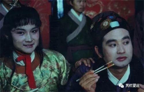 薛蟠被溺爱,薛蟠的父亲