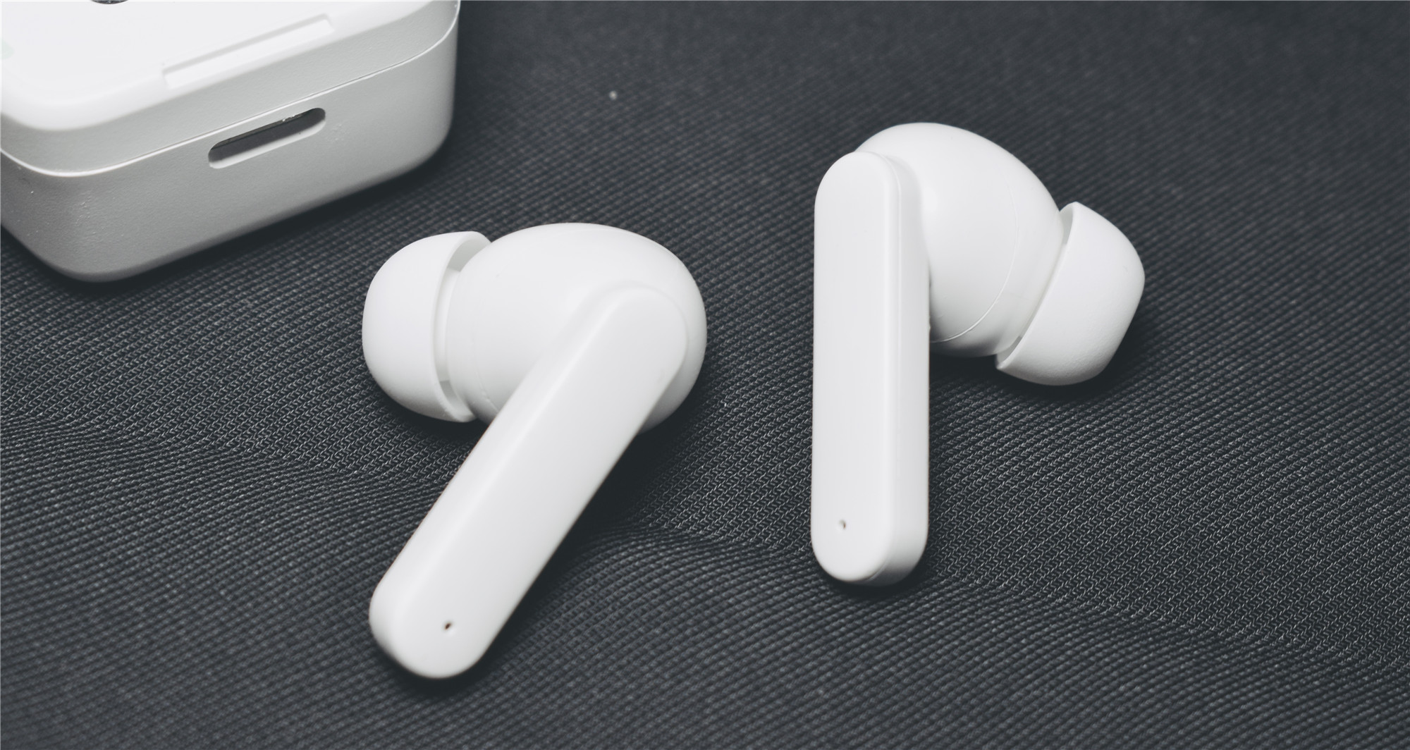 remax睿量tws-30测评,remax睿量tws-10i测评