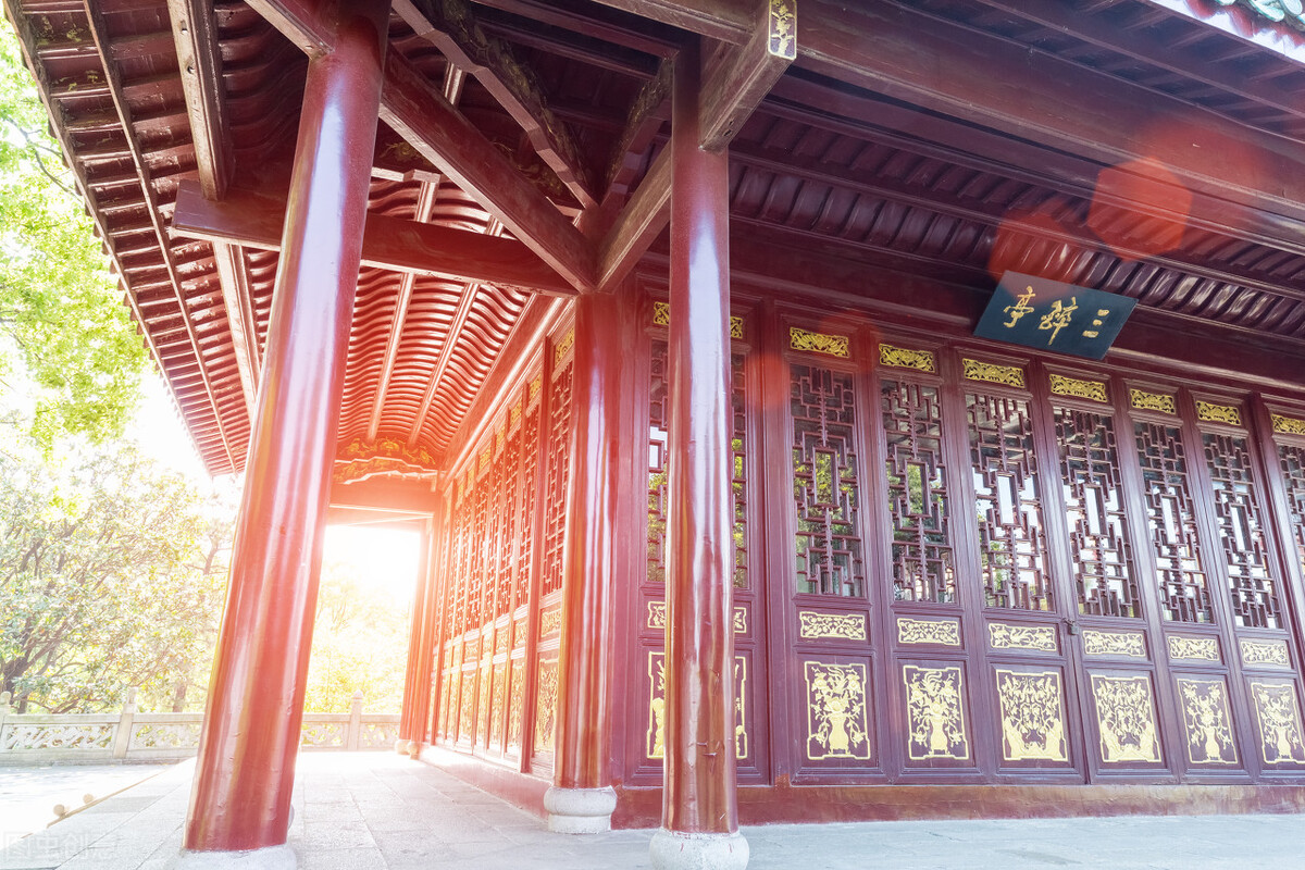 但能苍鬓留清节，那有青衫不白头,七言律诗精选