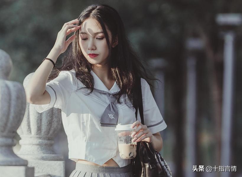 38岁漂亮剩女带男性闺蜜一起相亲,36岁大龄剩女带闺蜜相亲