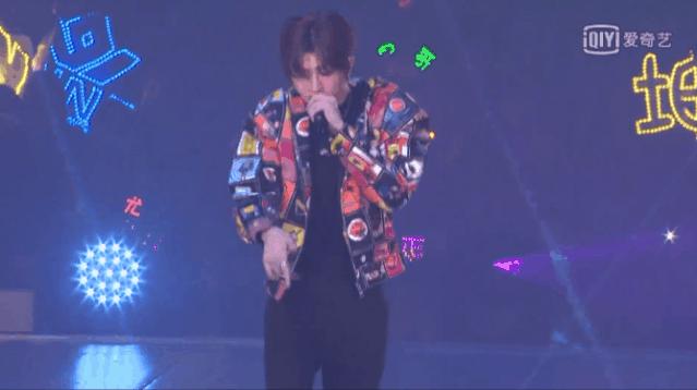 追星的方式有很多种,追星的四种类型