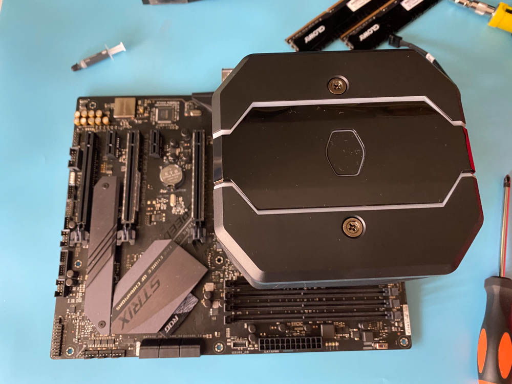 酷冷至尊coolermastert620m黑武士,酷冷至尊暴雪t620s散热效果