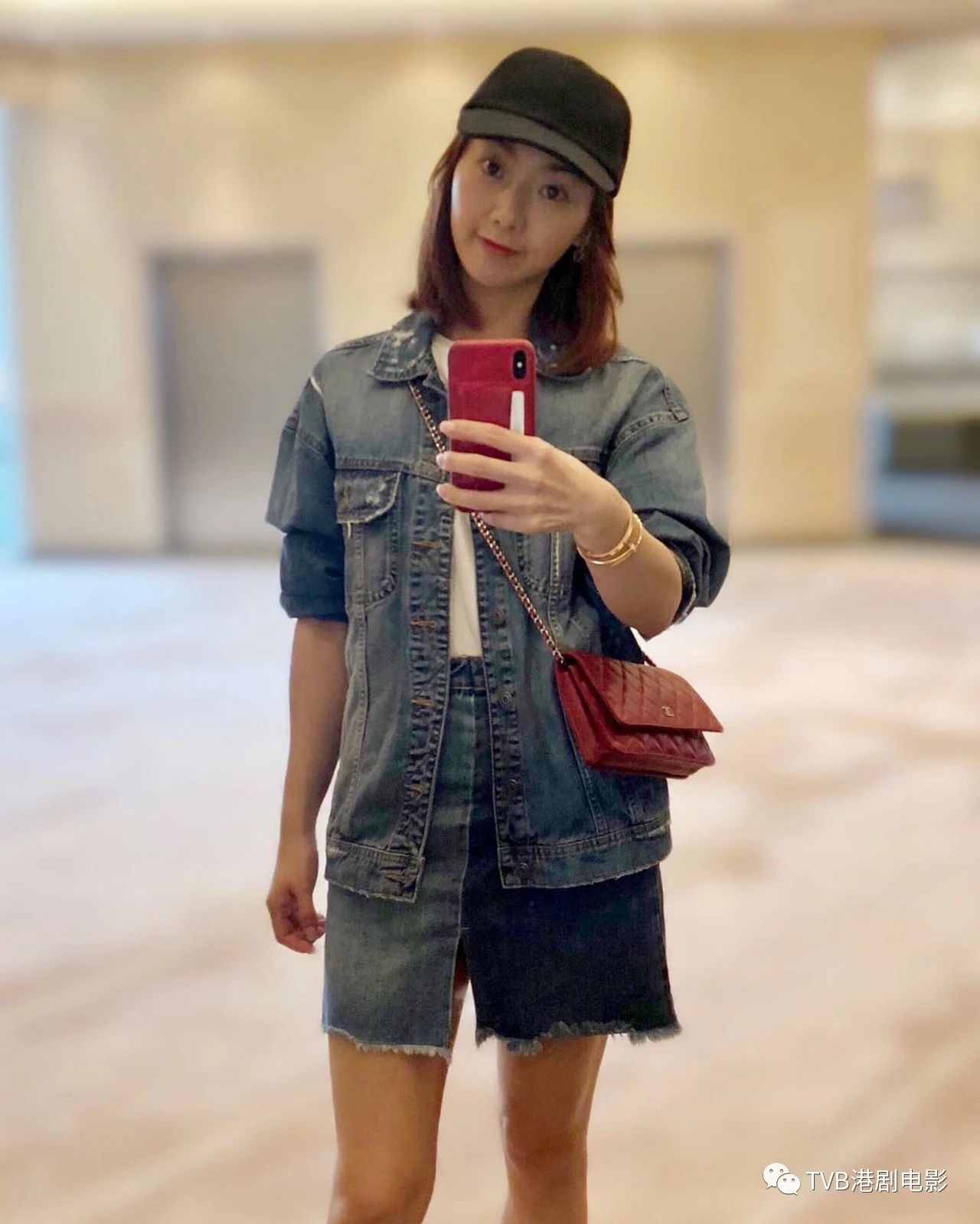 香港新闻主持人周嘉仪,翡翠台周嘉仪什么时候离开tvb的