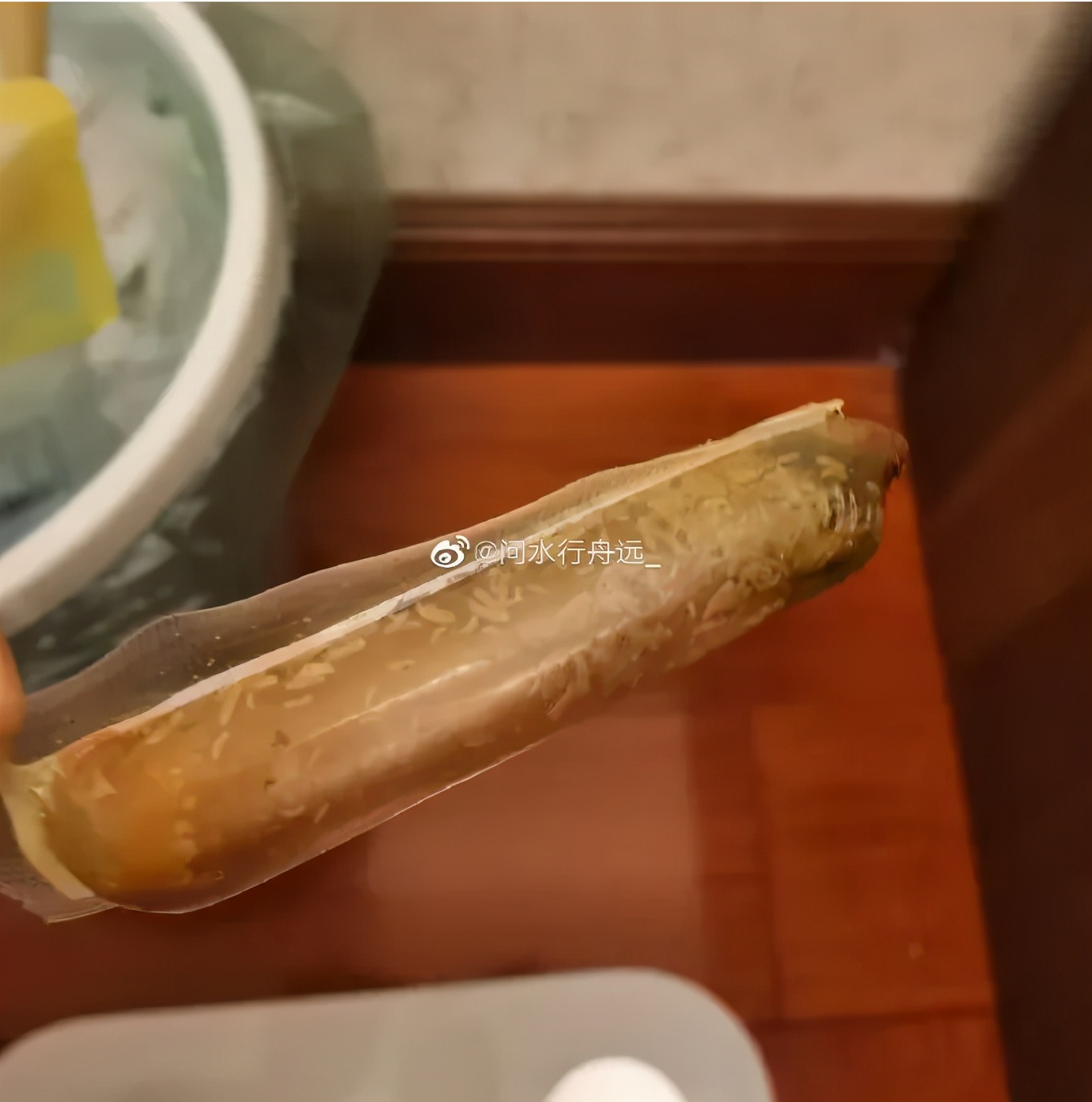 良品铺子吃出虫子怎么赔偿,良品铺子食安问题