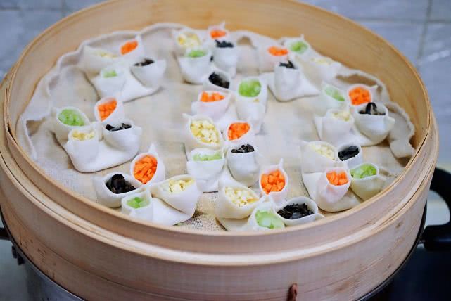 孩子不爱吃菜家长怎么做,好看又好吃的传统点心四喜蒸饺