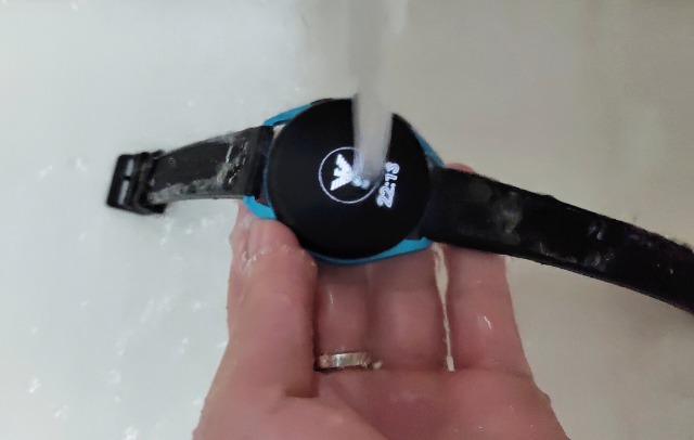 阿玛尼智能手表4代和5代,阿玛尼5a正品手表