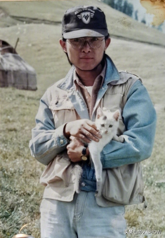 49岁孟非身体告急进医院，主持十年三拒春晚，为啥突然不红了？