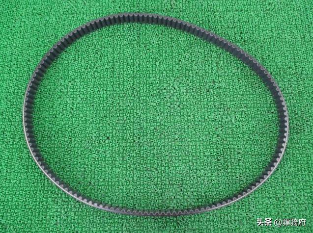 摩托车皮带传动方式是什么样的,皮带传动的摩托车优缺点