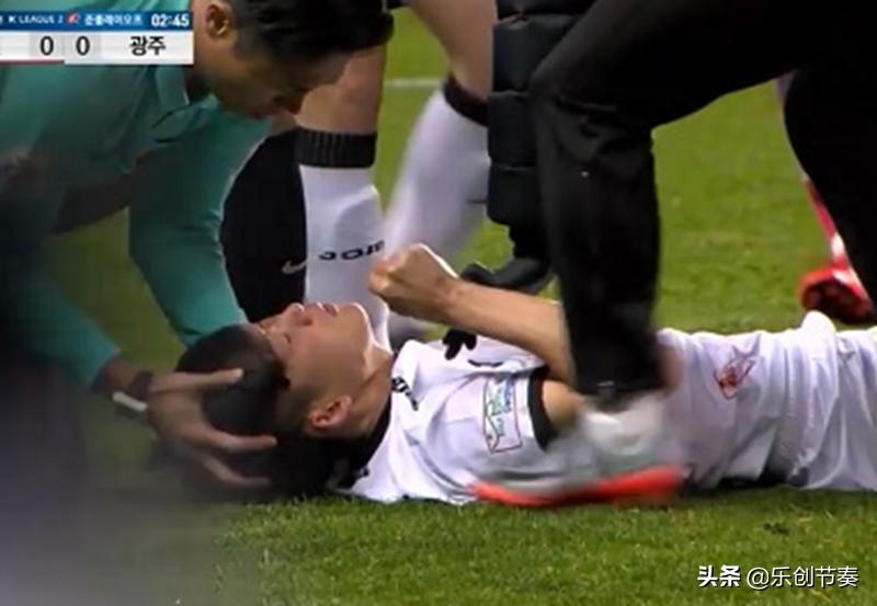 2019年中超裁判马宁,中超裁判马宁现场视频