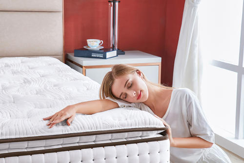 床上的血迹怎么快速去除,床上的被子真实图片