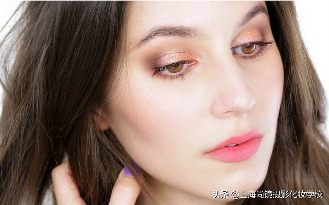 日本化妆培训班学费,武汉化妆培训班学费