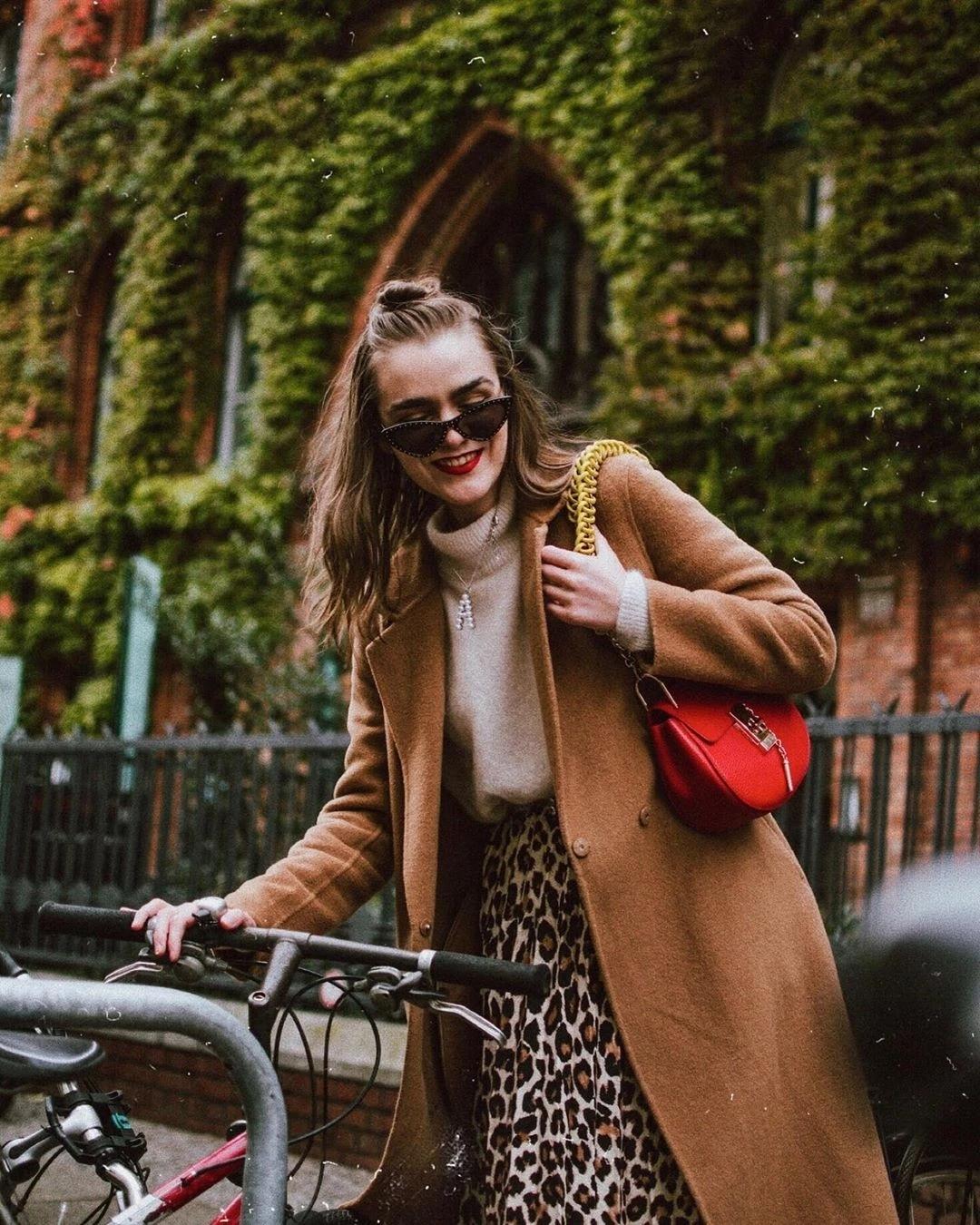 爱穿裙子的女人穿什么好看,爱穿长裙的优雅女人