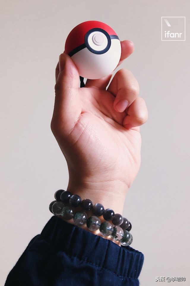 用精灵球捕捉宝可梦游戏,用宝可梦球抓人类