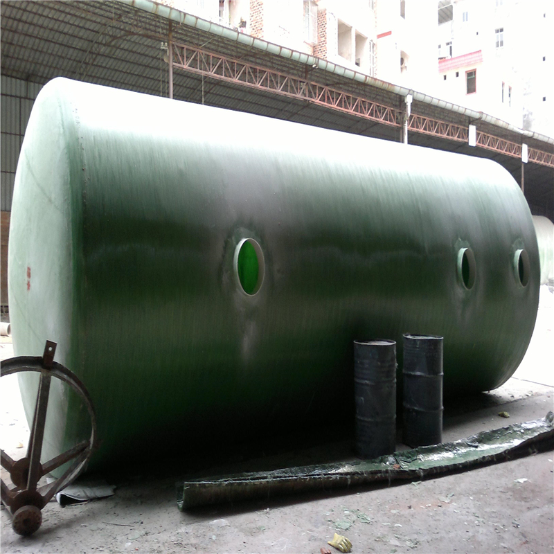 一体化玻璃钢化粪池排污处理,玻璃钢化粪池顶部与地面怎么处理