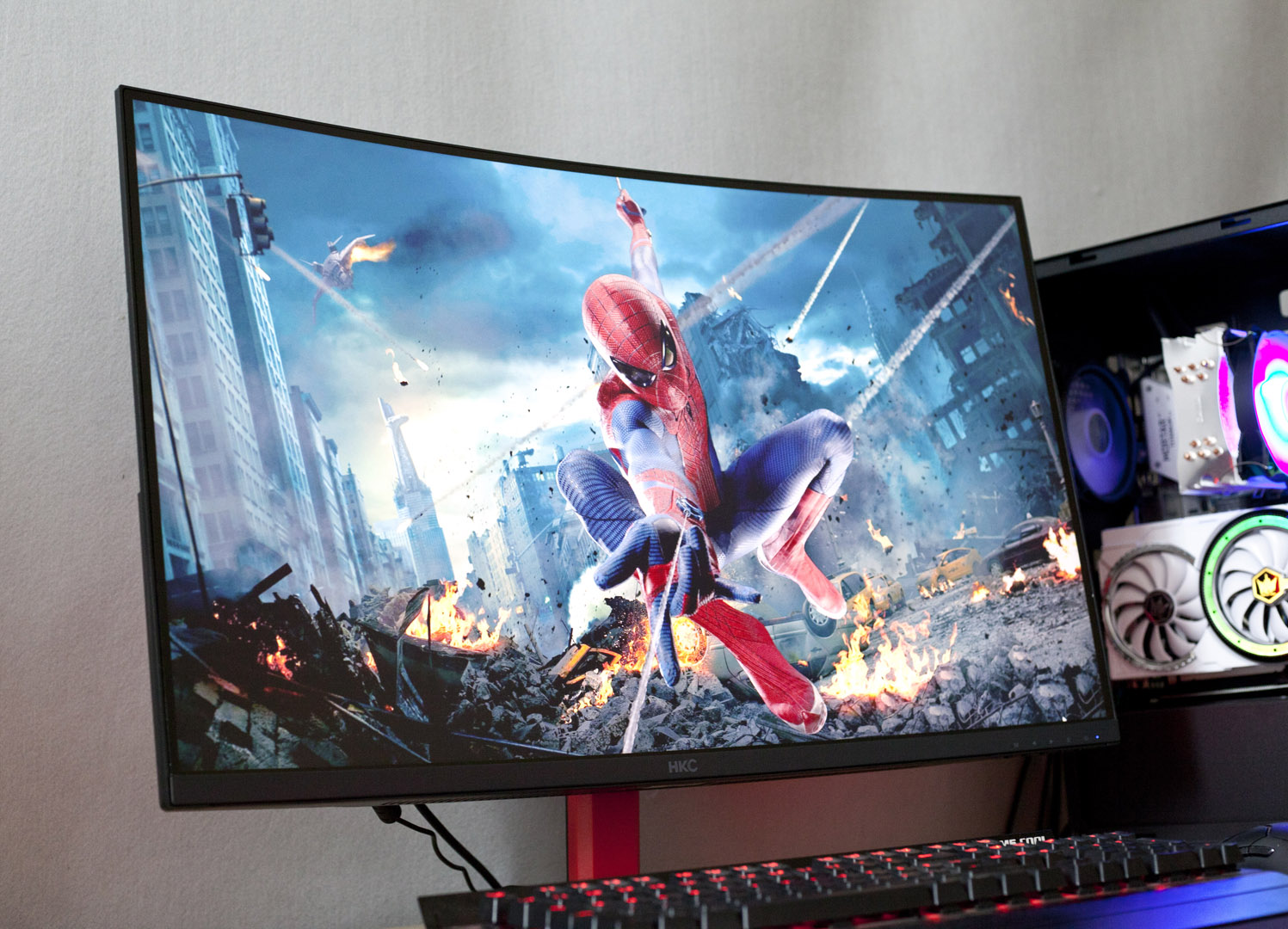 网咖老板推荐，HKCG32Pro到手还行