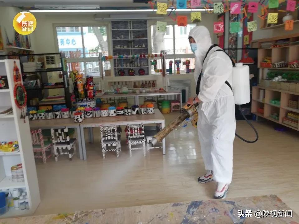 明天到底送不送？陕视记者探班幼儿园，消杀阵仗“吓”到记者