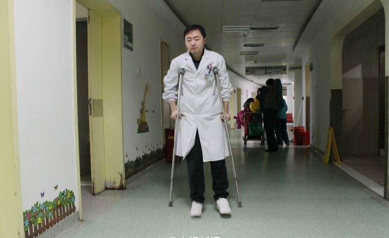 如果医护人员出摊，他们能提供哪些服务？结局亮了